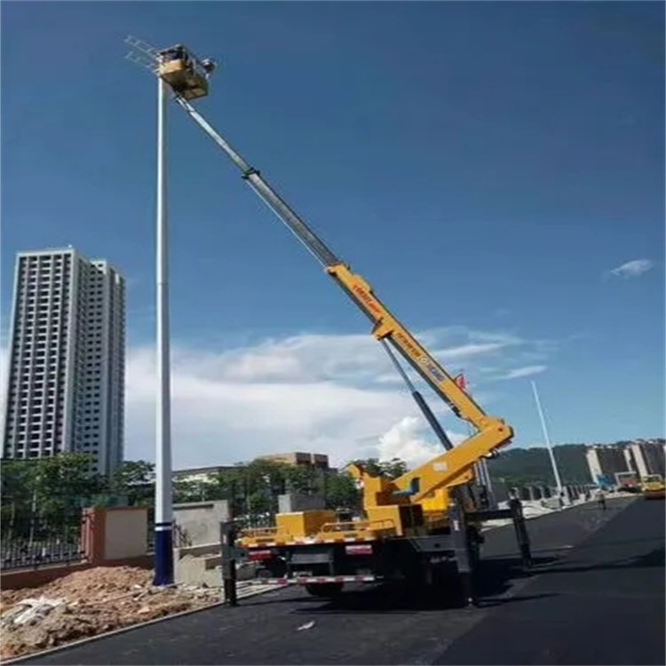 龙马潭维修路灯的曲臂升降车出租